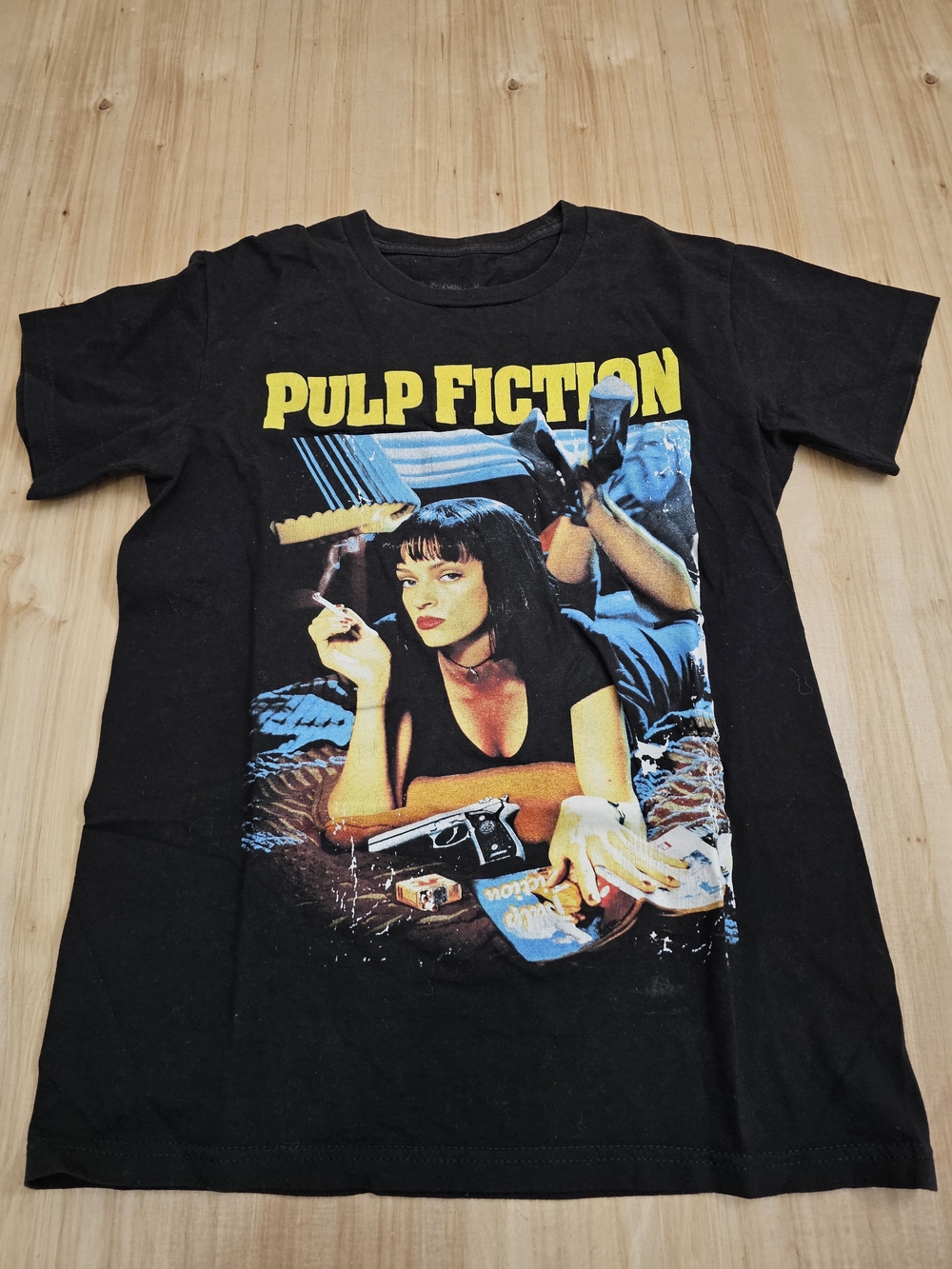 Pulp Fiction Black Graphic Tee - Classic Movie Poster Shirt Small